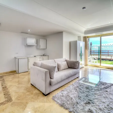 Banus Apartment *